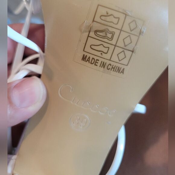 Cuccoo white platform strappy heels Sz 9 - Picture 6 of 7